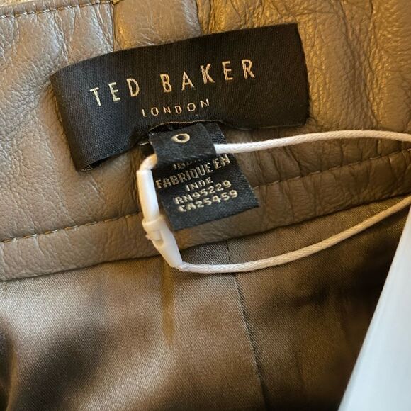 Ted Baker Cropped Wide Legs Leather Pants in Gray Size 00 - Picture 3 of 9